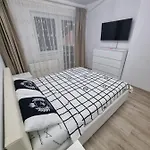 25 Luxury Apartament