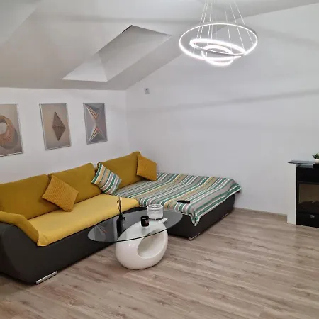 25 Luxury Апартаменти