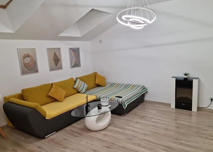 25 Luxury Apartament